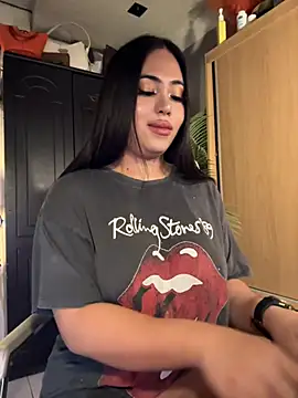 BigDominaMia online show from March 21, 7:24 am