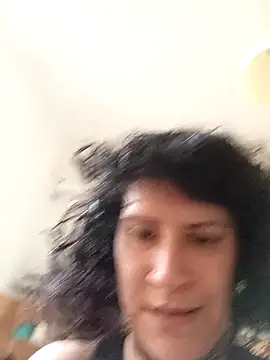 callmelouve online show from December 5, 12:14 pm