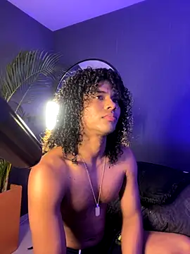 Lucas eevans online show from November 20, 1:55 pm