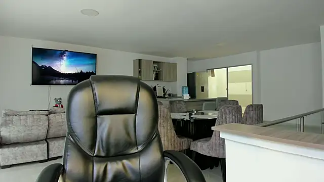 Frank Farrell online show from March 13, 9:16 pm