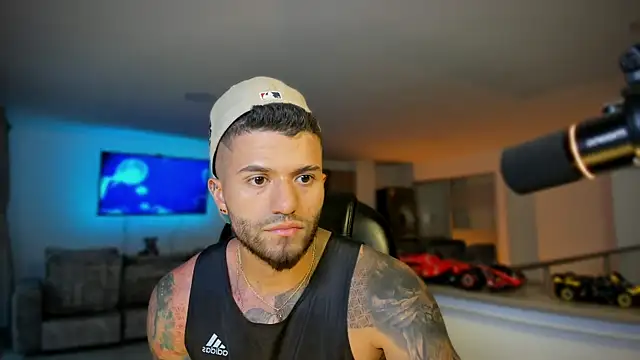 Frank Farrell online show from September 8, 10:53 pm