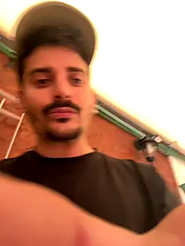 mrtnivnn online show from November 2, 9:50 pm