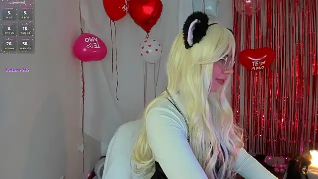 Silvanna-Moree online show from February 17, 2:48 pm