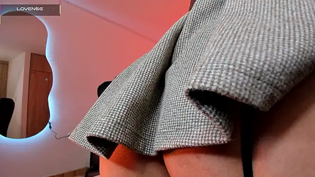 Silvanna-Moree online show from March 18, 3:26 pm