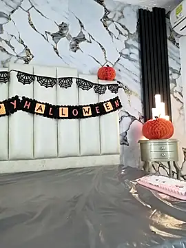 mollieblue69 online show from October 29, 1:02 pm