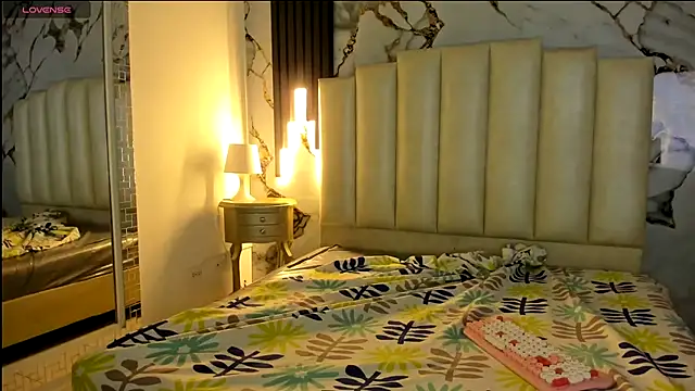 mollieblue69 online show from December 2, 4:02 pm