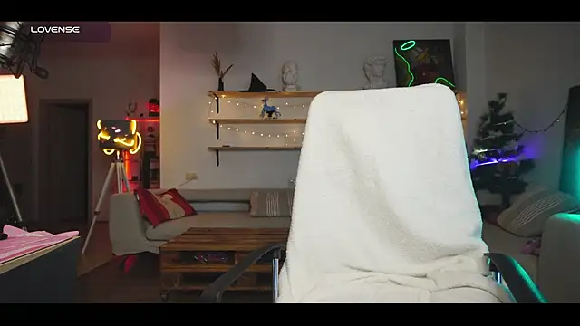 Snapshot of yourprettykate chatting on December 25, 9:33 pm yourprettykate online show from December 25, 9:33 pm