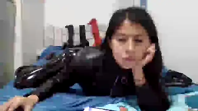 Snapshot of sandyquinnxx chatting on February 26, 12:14 pm sandyquinnxx online show from February 26, 12:14 pm