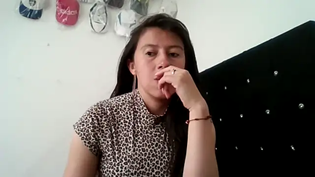 sandyquinnxx online show from December 2, 5:08 pm