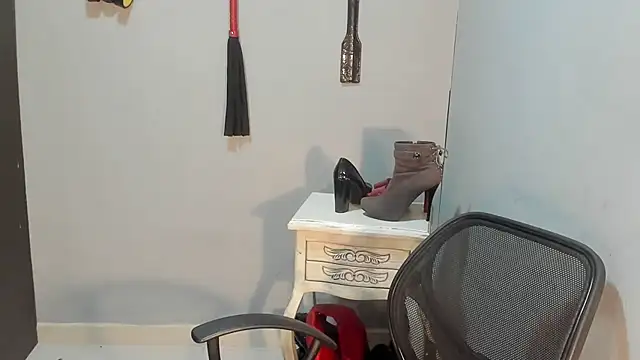 sandyquinnxx online show from April 10, 5:17 pm