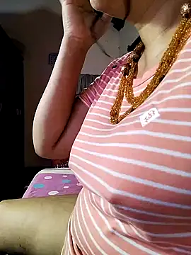 Snapshot of tharu_sweet chatting on March 20, 5:36 pm tharu sweet online show from March 20, 5:36 pm