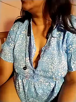 Snapshot of tharu_sweet chatting on September 20, 6:03 am tharu sweet online show from September 20, 6:03 am