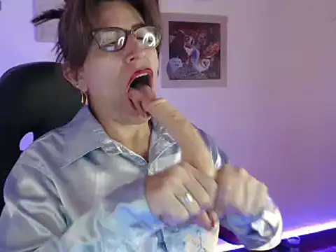 Chayla Ruiz online show from January 18, 4:21 pm