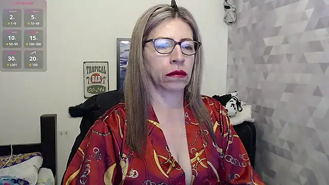 Chayla Ruiz online show from September 20, 11:11 am