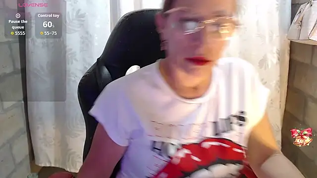 Chayla Ruiz online show from March 1, 9:28 pm