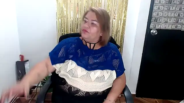 Snapshot of NAILAH_SANZ chatting on February 13, 2:45 am NAILAH SANZ online show from February 13, 2:45 am