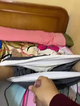 Snapshot of Dedoow chatting on February 7, 7:01 am Dedoow online show from February 7, 7:01 am