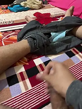 Snapshot of Dedoow chatting on February 24, 11:03 pm Dedoow online show from February 24, 11:03 pm