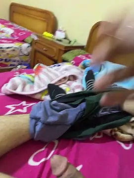 Snapshot of Dedoow chatting on February 28, 3:24 pm Dedoow online show from February 28, 3:24 pm