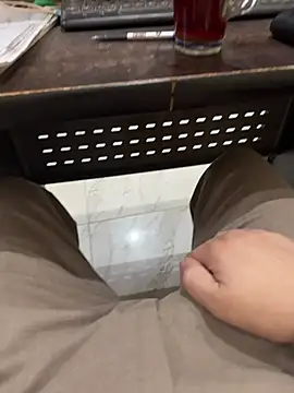 Snapshot of Dedoow chatting on March 21, 8:52 am Dedoow online show from March 21, 8:52 am