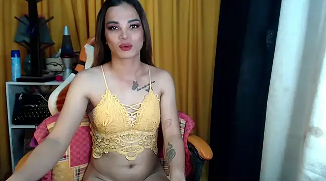 Snapshot of Deliciouscumsxz chatting on February 5, 8:25 pm Deliciouscumsxz online show from February 5, 8:25 pm