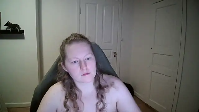 Girlnina-1995 online show from January 6, 9:43 pm