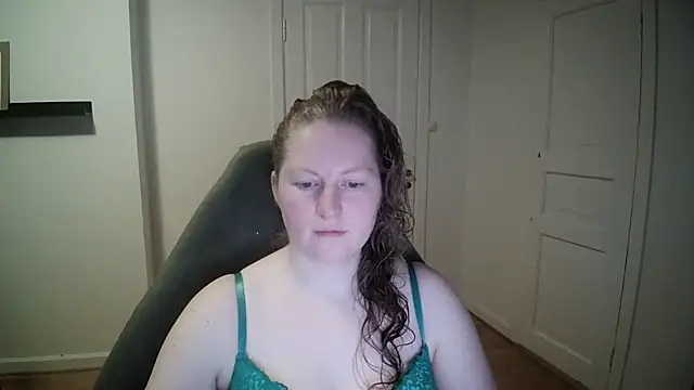 Girlnina-1995 online show from January 21, 8:52 am