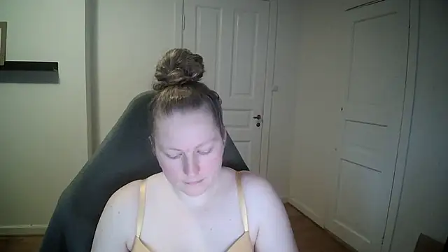 Girlnina-1995 online show from January 31, 12:18 pm