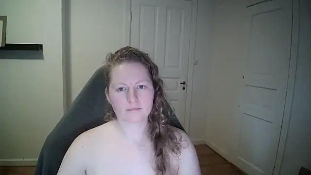 Girlnina-1995 online show from February 3, 12:25 pm