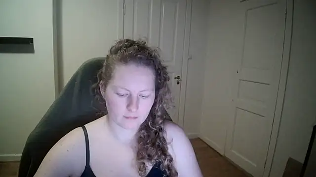 Girlnina-1995 online show from February 4, 3:47 pm