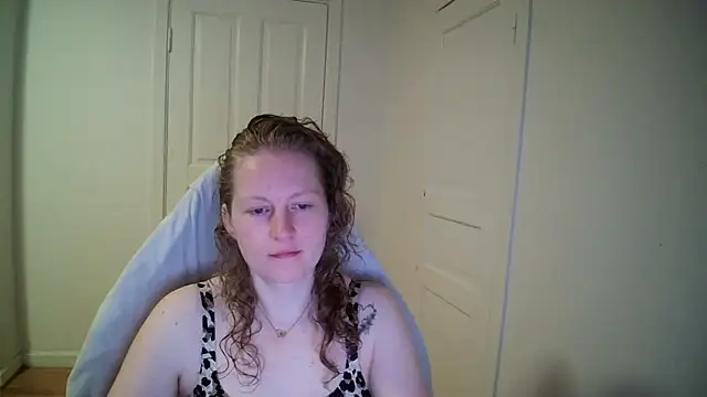 Girlnina-1995 online show from March 31, 6:36 am