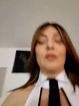 AryaSummersReal online show from October 6, 7:11 pm