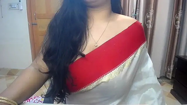 Snapshot of lady_maeda_ chatting on January 17, 8:55 pm lady maeda online show from January 17, 8:55 pm