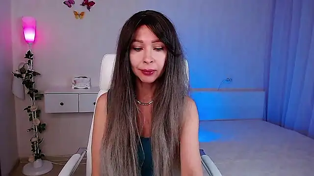 Snapshot of wendifoste chatting on November 11, 6:41 pm wendifoste online show from November 11, 6:41 pm