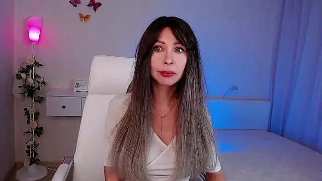 Snapshot of wendifoste chatting on December 17, 6:47 pm wendifoste online show from December 17, 6:47 pm