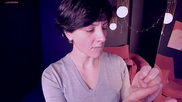 LorenDaze online show from January 24, 3:02 pm