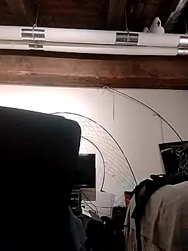 eatmeplease44 online show from September 16, 4:19 pm