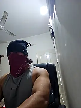 Snapshot of kaizercool1 chatting on January 30, 9:47 am kaizercool1 online show from January 30, 9:47 am