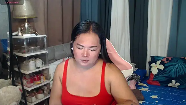 Snapshot of MagnificatMistress chatting on December 3, 5:20 am MagnificatMistress online show from December 3, 5:20 am