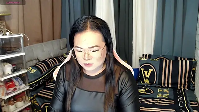 Snapshot of MagnificatMistress chatting on January 8, 8:50 pm MagnificatMistress online show from January 8, 8:50 pm