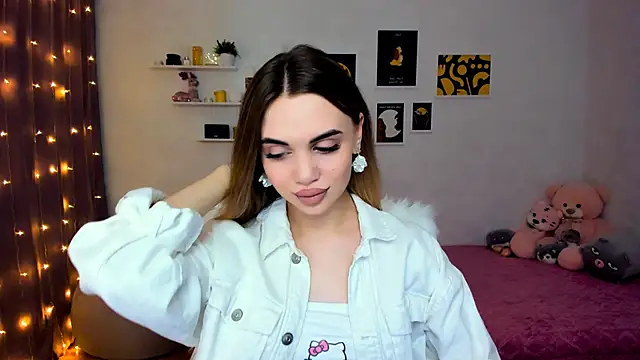 aPieceOfJoy online show from December 15, 8:47 pm