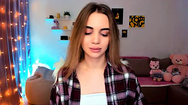 aPieceOfJoy online show from December 22, 9:20 pm