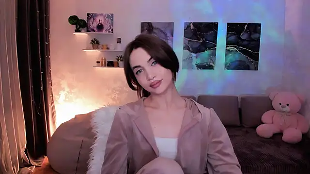 aPieceOfJoy online show from November 1, 2:24 am