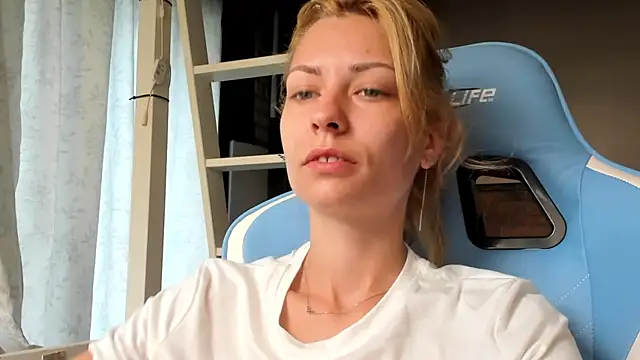 karo123421 online show from September 11, 7:30 am