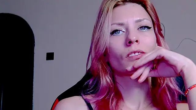 karo123421 online show from November 23, 9:58 pm