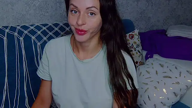 Brilliant Doll online show from July 8, 3:44 am
