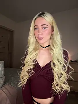 xDinnax online show from February 21, 4:37 pm