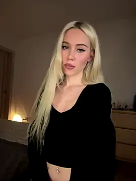 xDinnax online show from December 15, 3:49 pm