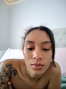 Leaberry online show from November 16, 6:57 pm