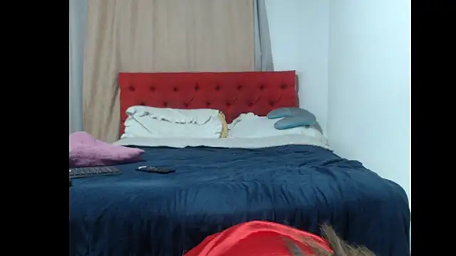 LADYSLAVEXXX online show from August 4, 9:39 pm